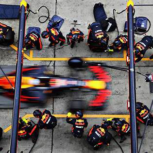 Red Bull Racing Boxenstopp